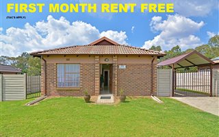 3 Bedroom House in Clayville