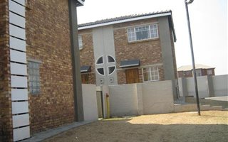 2 Bedroom Apartment in Birchleigh