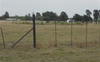 2 ha Farmland in Mooilande