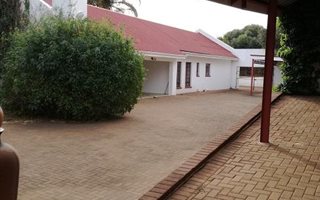 142 ha Farm in Signal Hill