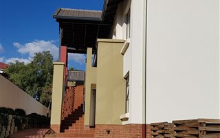 2 Bedroom Apartment in Oakdene