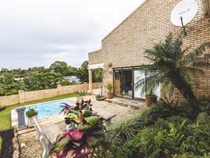 3 Bed House in Vincent Heights