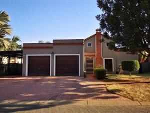 3 Bed Townhouse in Waterval East