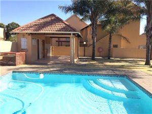 3 Bed Apartment in Radiokop