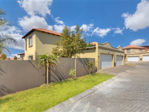 3 Bed Cluster in North Riding
