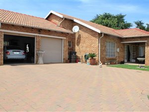 3 Bed House in Theresa Park