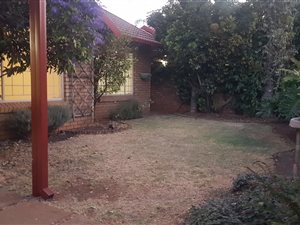 3 Bed Townhouse in Die Wilgers