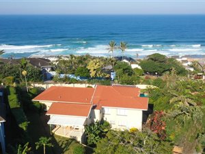 4 Bed House in Salt Rock