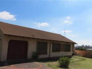 3 Bed House in Crystal Park