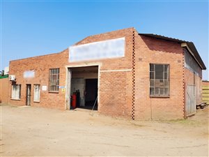 300 m² Industrial space in Tongaat Central