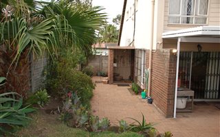 4 Bedroom Duplex in Pinelands