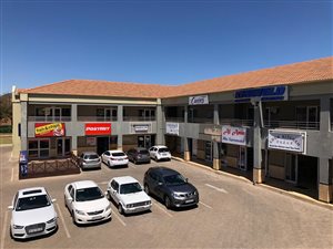 47 m² Commercial space in Pierre van Ryneveld