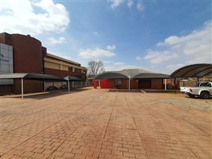 420 m² Office Space in Highveld