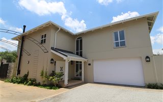 3 Bedroom Cluster in Saxonwold