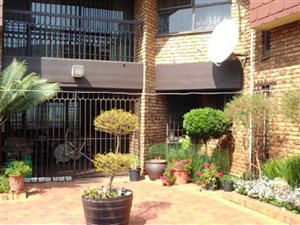 5 Bedroom House in Laudium