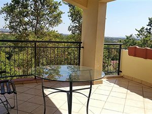2 Bed Apartment in Oukraal Estate