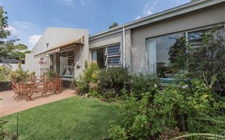 2 Bedroom Townhouse in Lonehill
