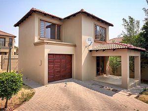 2 Bed House in Kyalami Hills
