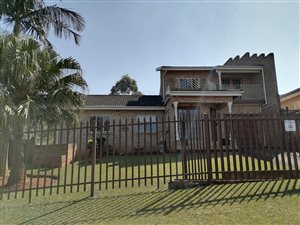 4 Bed House in Bombay Heights