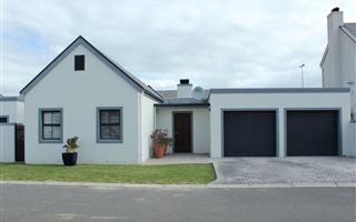 3 Bedroom House in Bizweni