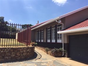 280 m² Office Space in Waterkloof Ridge