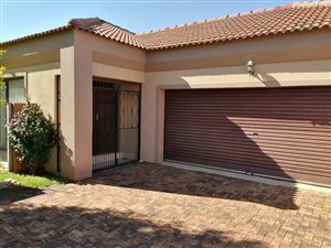 3 Bed Townhouse in Bergsig