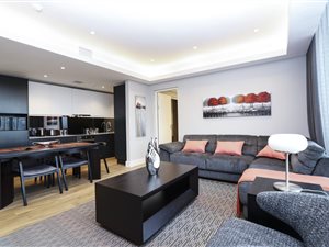 2 Bed Apartment in Melrose Arch