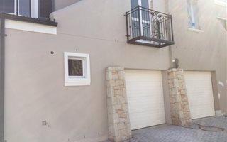 3 Bedroom House in Nooitgedacht Estate