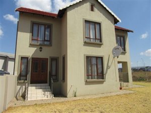 3 Bed House in Louwlardia