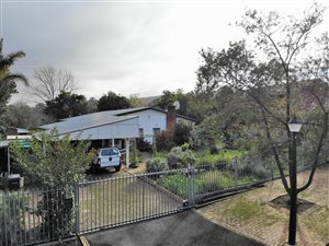 3 Bed House in Onder Papegaaiberg
