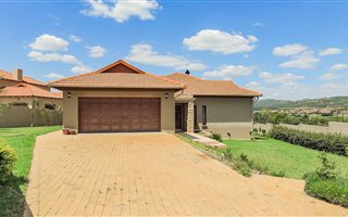 4 Bedroom House in Birdwood