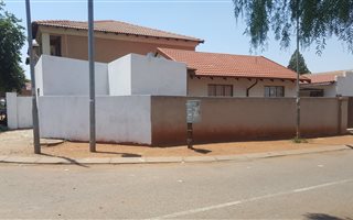 2 Bedroom House in Doornkop