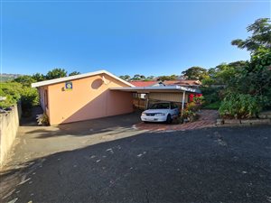 3 Bed House in Newlands West