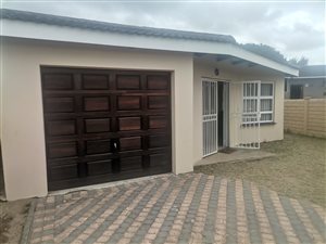 3 Bed House in Aquadene