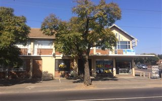 2794 m² Commercial space in Villieria