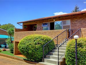 2 Bed Apartment in Northcliff