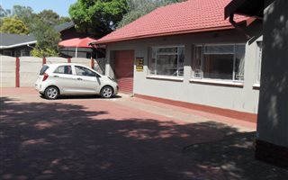 3 Bedroom House in General Alberts Park