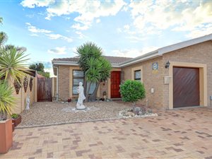 2 Bed House in Sonstraal Heights