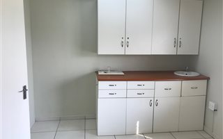 20 m² Office Space in Amanzimtoti