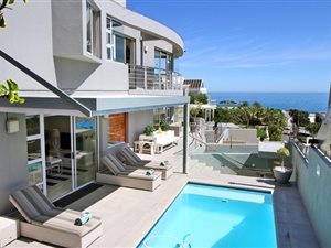 5 Bed House in Bakoven