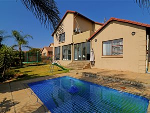 4 Bed House in Barbeque Downs