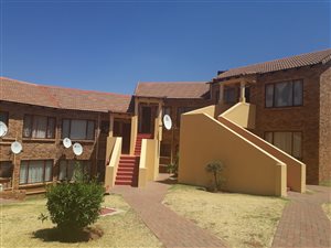 2 Bed Townhouse in Winchester Hills