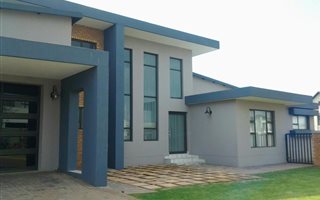 4 Bedroom House in Midstream Estate