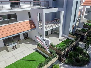 2 Bed Apartment in Somerset West Central