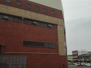 3200 m² Commercial space in Windermere