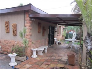 3 Bed House in Eloffsdal