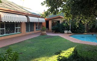 3 Bedroom House in Carletonville