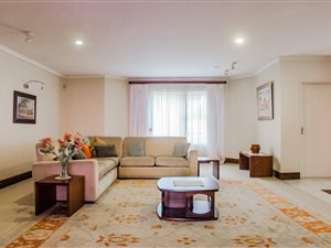 11 Bed House in Loevenstein