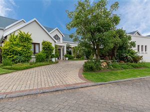 3 Bed House in Kingswood Golf Estate