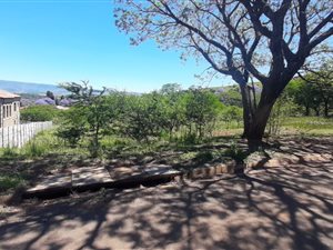 1830 m² Land available in Signal Hill